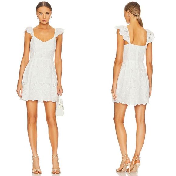 Steve Madden Sierra Dress in White 100% Cotton Eyelet Flutter Sleeves Size 6 NEW - Picture 1 of 6
